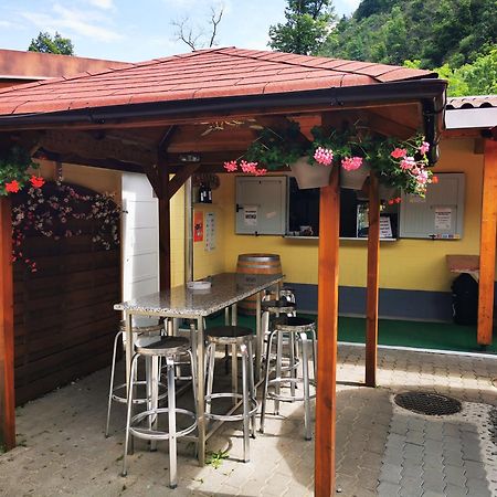 Camping Melezza Losone Exteriör bild