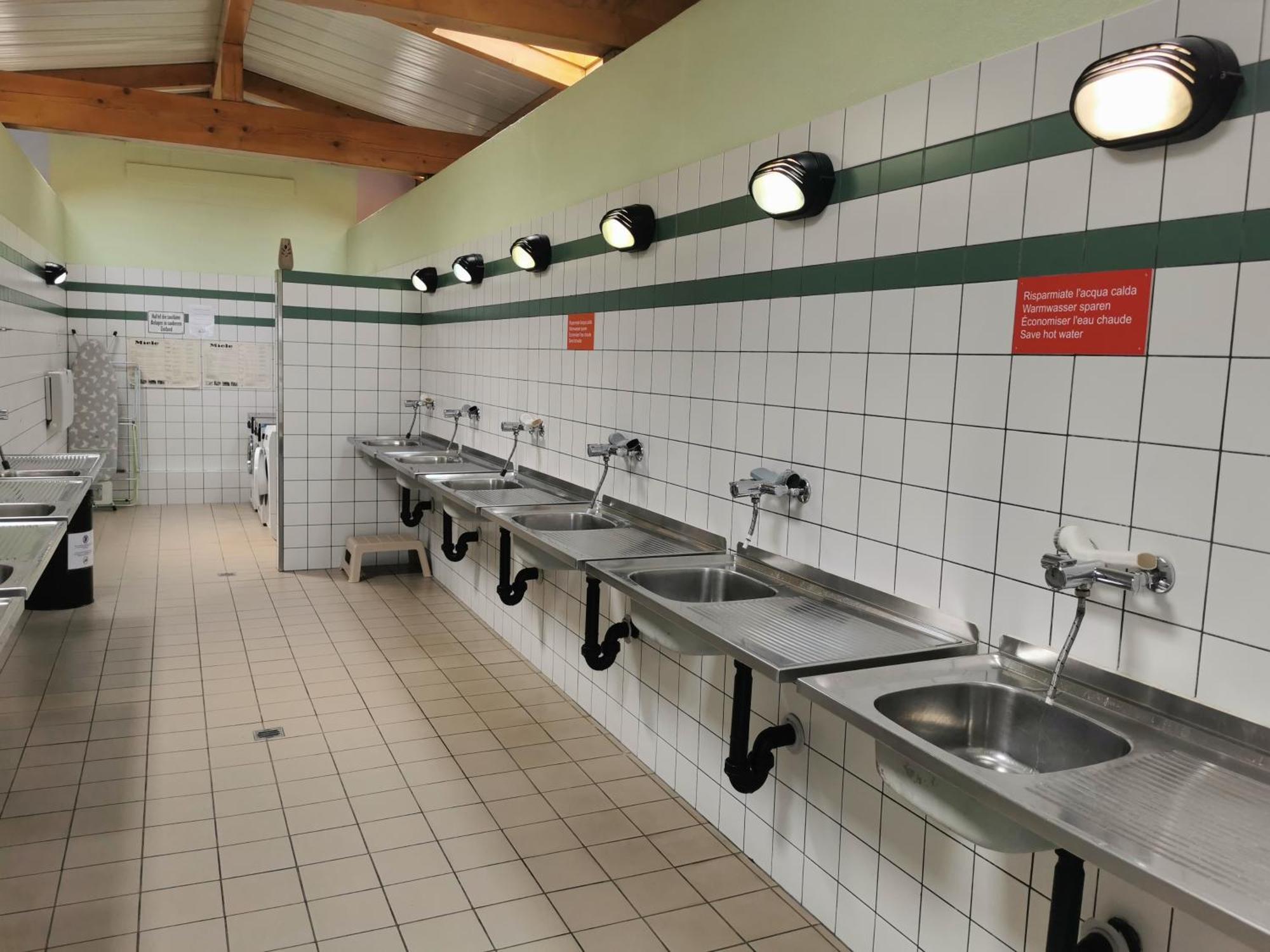 Camping Melezza Losone Exteriör bild
